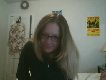 Throatbabi34 Chaturbate stream image from September 22, 2025
