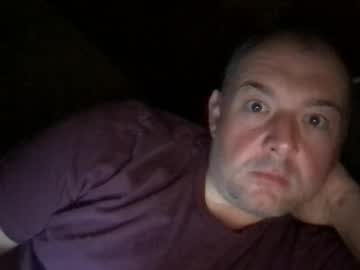 Ben2104 Chaturbate stream image from September 22, 2025
