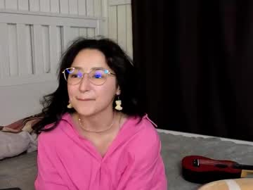 Hildegardestanfill Chaturbate stream image from September 22, 2025
