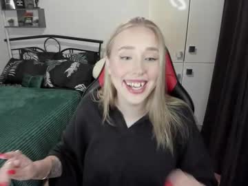 Linatruly Chaturbate stream image from September 22, 2025