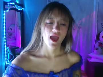 Lya_Ch Chaturbate stream image from September 22, 2025
