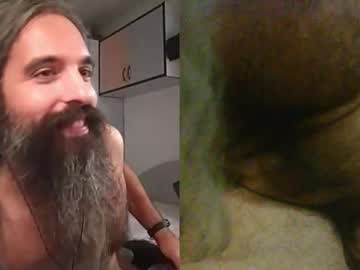 Tuentione Chaturbate stream image from September 22, 2025