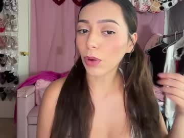 Giaavalentinee Chaturbate stream image from September 23, 2025