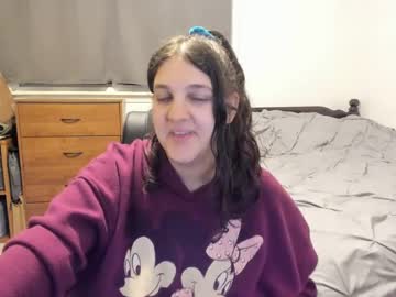 Longhairbigbewbs Chaturbate stream image from September 23, 2025