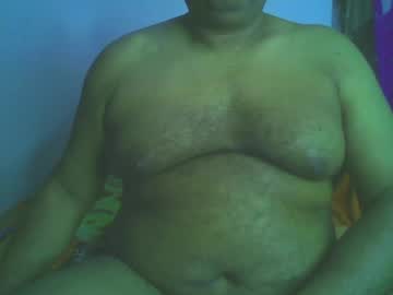 Beargryzzly Chaturbate stream image from September 23, 2025