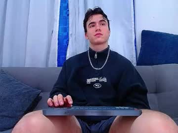 Andre_Parker Chaturbate stream image from September 23, 2025