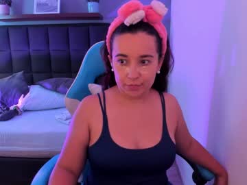 Izaro_22 Chaturbate stream image from September 23, 2025