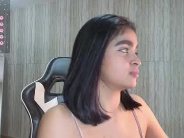 Clementine_T Chaturbate stream image from September 23, 2025