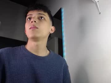 Zarekneo Chaturbate stream image from September 23, 2025