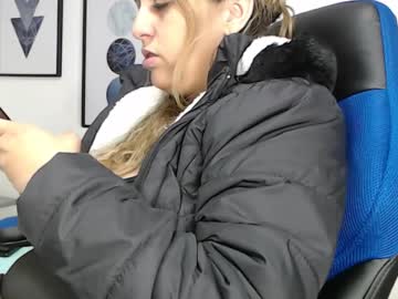 Blue_Water_Cs Chaturbate stream image from September 23, 2025