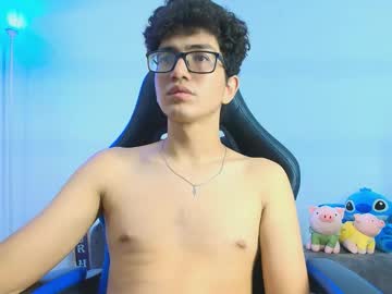 Tylerwhiite_ Chaturbate stream image from September 23, 2025