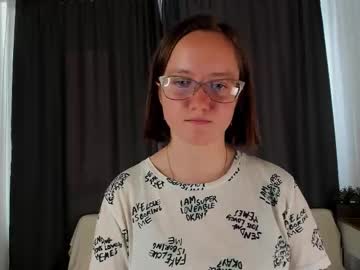 Mayekollar Chaturbate stream image from September 23, 2025