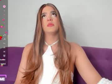 _Naomi_Fox Chaturbate stream image from September 23, 2025