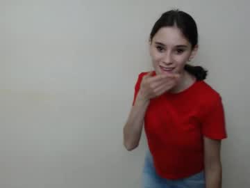 Rosalais_ Chaturbate stream image from September 23, 2025