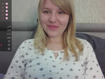 Urbadkitty Chaturbate stream image from September 23, 2025