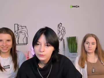Lola_Swon Chaturbate stream image from September 23, 2025