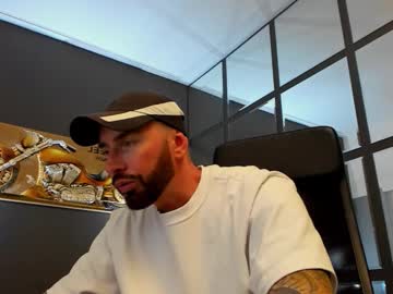 Arongrant Chaturbate stream image from September 23, 2025
