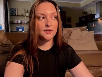 Wievin Chaturbate stream image from September 23, 2025