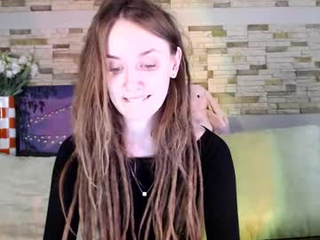 Dalia_Peach Chaturbate stream image from September 23, 2025