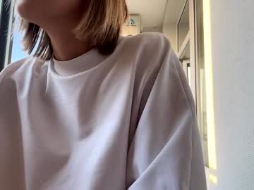 Sarinaweatherington Chaturbate stream image from September 23, 2025