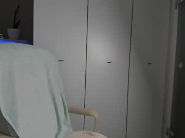 Azeliaclark Chaturbate stream image from September 23, 2025
