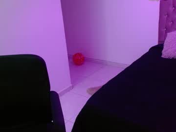 Cristal1609 Chaturbate stream image from September 23, 2025