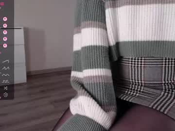 Noelleneptune Chaturbate stream image from September 23, 2025