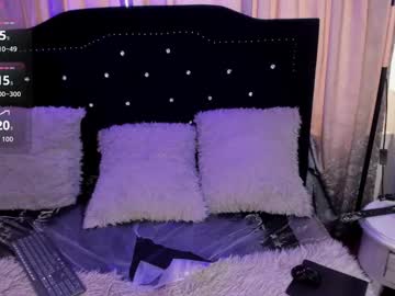 Dafnelee Chaturbate stream image from September 23, 2025