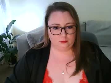 Moon_Petal Chaturbate stream image from September 23, 2025