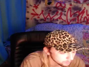 Dollniki Chaturbate stream image from September 23, 2025
