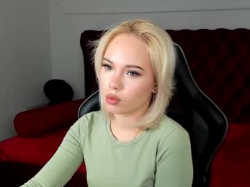 Adaquinn Chaturbate stream image from September 23, 2025