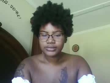 Boooohoooobaby Chaturbate stream image from September 23, 2025