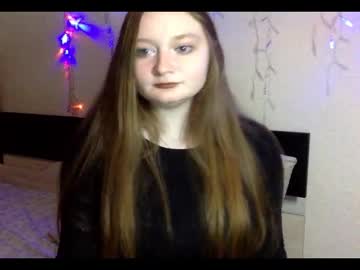 Vikippink Chaturbate stream image from September 23, 2025