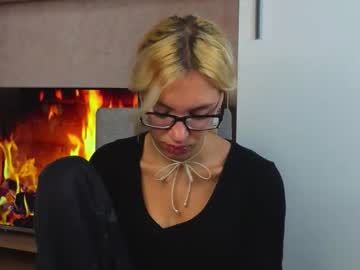 Hi_Shy Chaturbate stream image from September 23, 2025