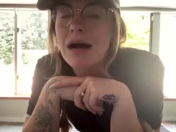 Intothewoodswego Chaturbate stream image from September 23, 2025