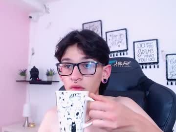 Jax25_Os Chaturbate stream image from September 23, 2025