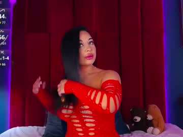 Madyluxx Chaturbate stream image from September 23, 2025