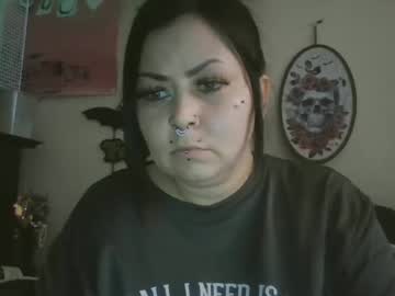 Nikeehgraves Chaturbate stream image from September 23, 2025