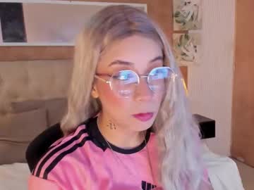 Zoe_Alanaa Chaturbate stream image from September 23, 2025