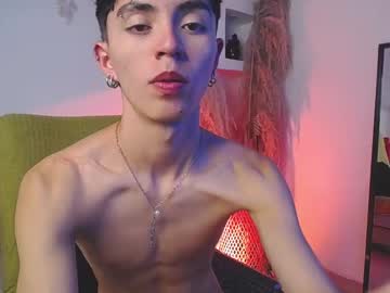 Maiky_Cooper Chaturbate stream image from September 23, 2025