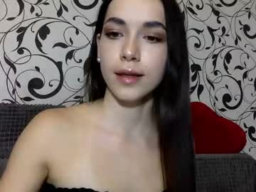 Emmy_Huff Chaturbate stream image from September 23, 2025
