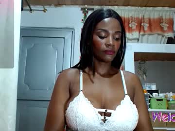 Mariah_Hellen Chaturbate stream image from September 23, 2025