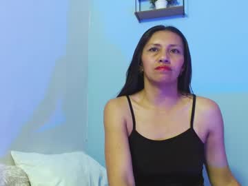 Naya_10 Chaturbate stream image from September 23, 2025