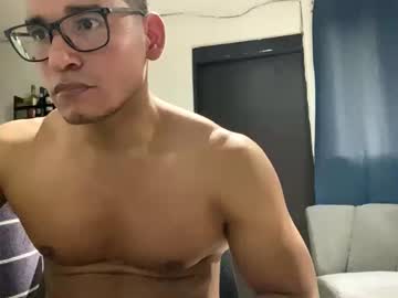 Heroe2025 Chaturbate stream image from September 24, 2025