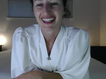 Wildrose_L Chaturbate stream image from September 24, 2025