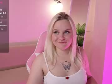 Christy_Foxy Chaturbate stream image from September 24, 2025