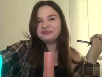 Sweettchloe Chaturbate stream image from September 24, 2025