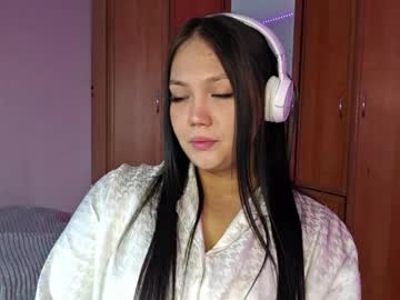 Angelyntarris Chaturbate stream image from September 24, 2025
