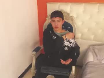 Jhei_King Chaturbate stream image from September 24, 2025