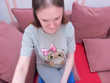 Lexihoward Chaturbate stream image from September 24, 2025